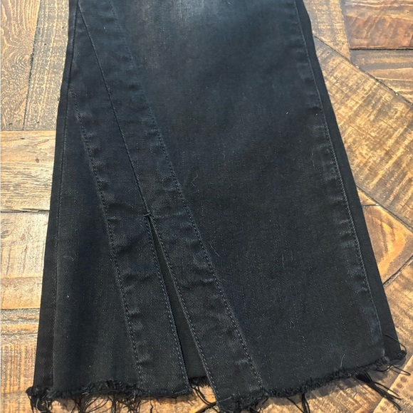 Liverpool  Petite Gia Glider®Crop 8/29 Black - Picture 9 of 16